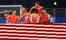 1xbet体育网址-中国国家队球员奋勇拼搏，成功晋级