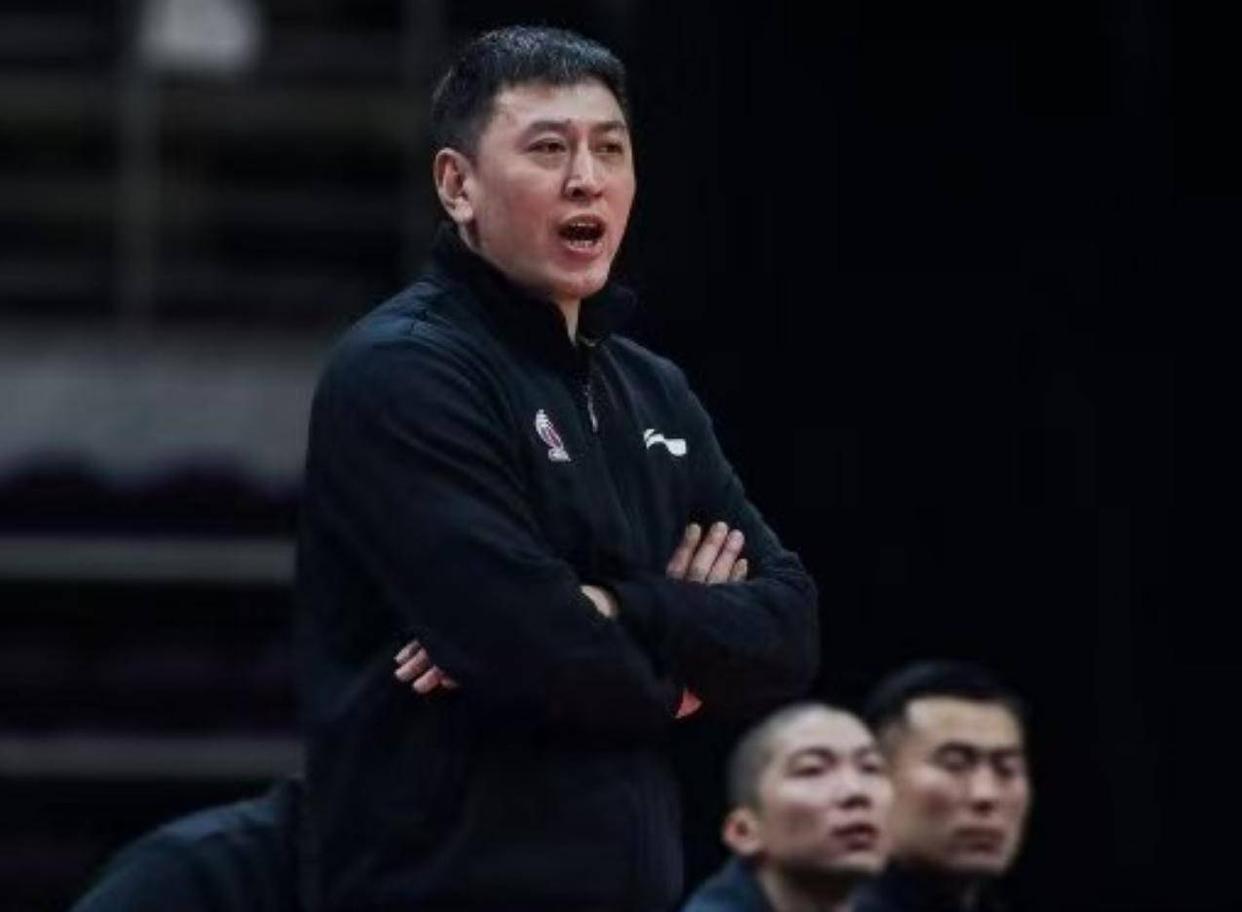 浙江队在CBA季后赛中打出碾压，被誉为教练席炸锅