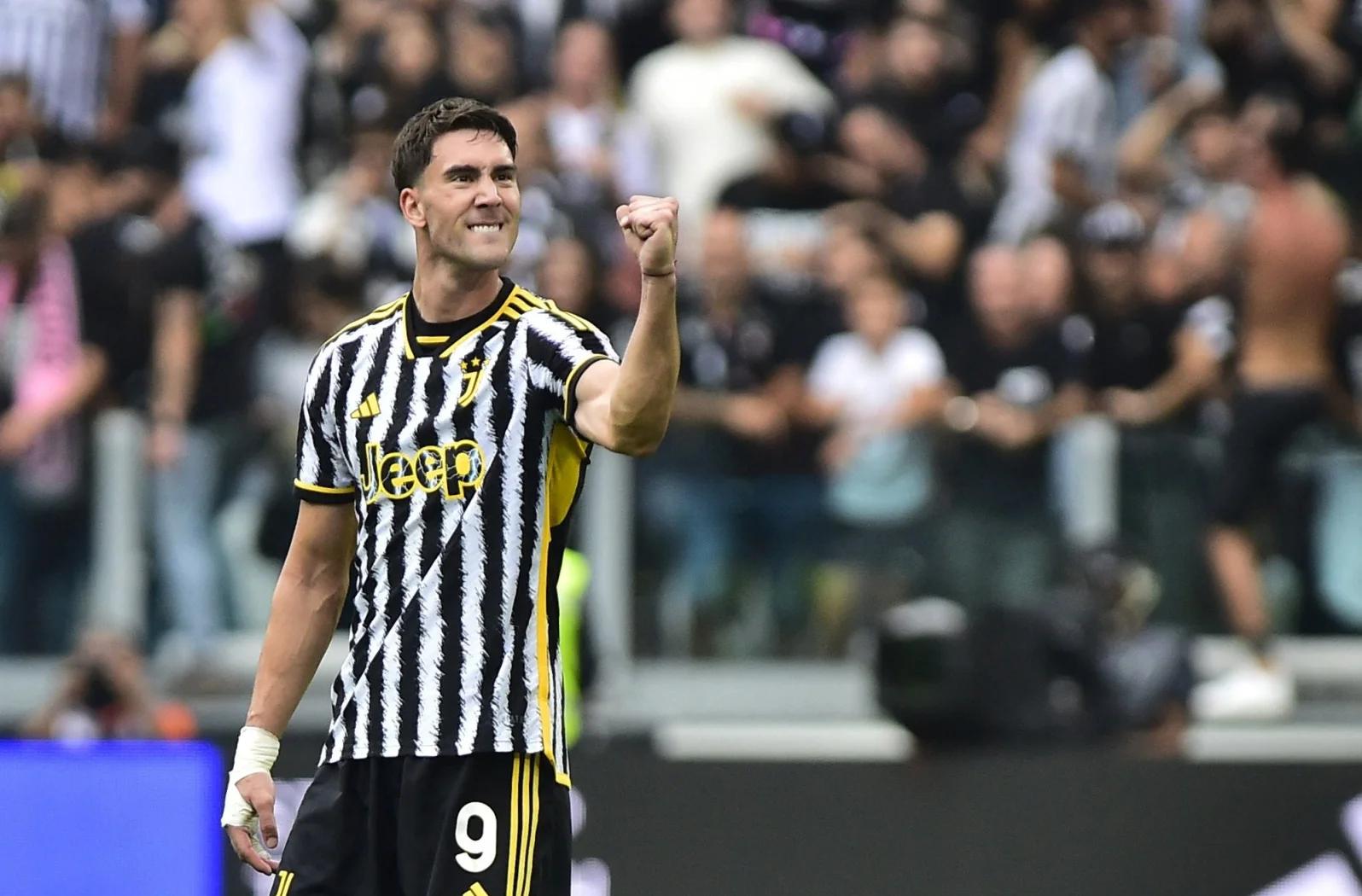 意大利足球比赛中的惊心动魄一刻 意大利足球比赛中的惊心动魄一刻