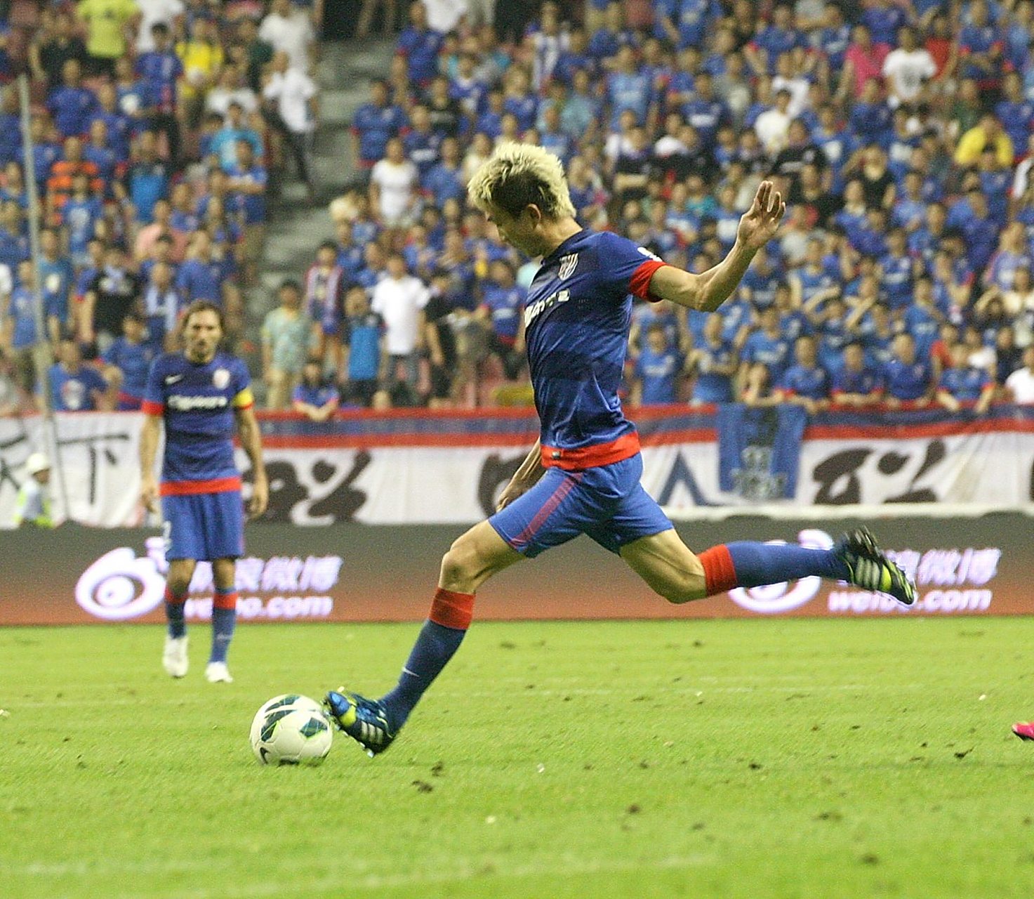 卡利亚里客场保持不败,客场战绩表现稳定的简单介绍 卡利亚里客场保持不败,客场战绩表现稳定的简单介绍